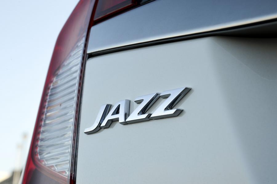 Логотип Honda Jazz Sport 2018 года  (ZA) (фото 17 из 28)